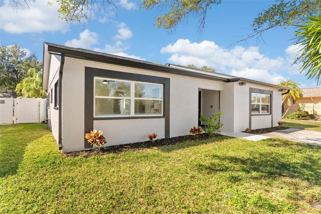 12368 70TH STREET, LARGO, FL 33773 photo 3