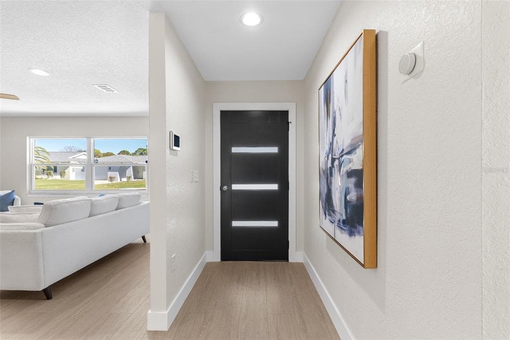 12368 70TH STREET, LARGO, FL 33773 photo 5