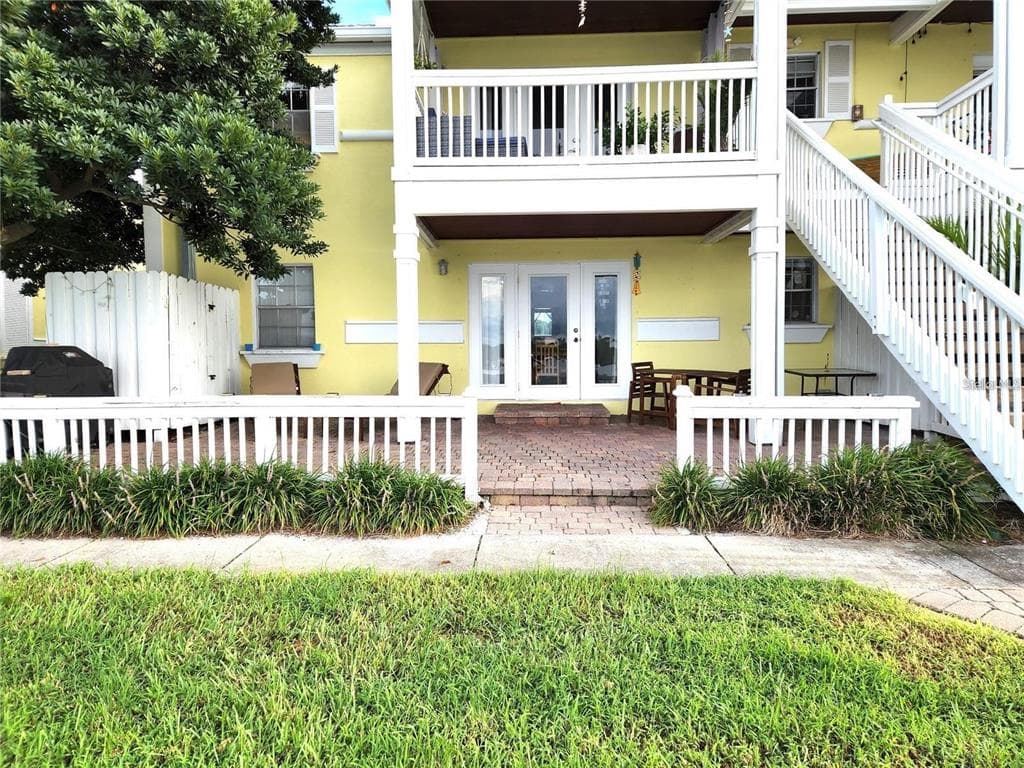 205 POMPANO DRIVE, Unit# B, ST PETERSBURG, FL, 33705 photo 3