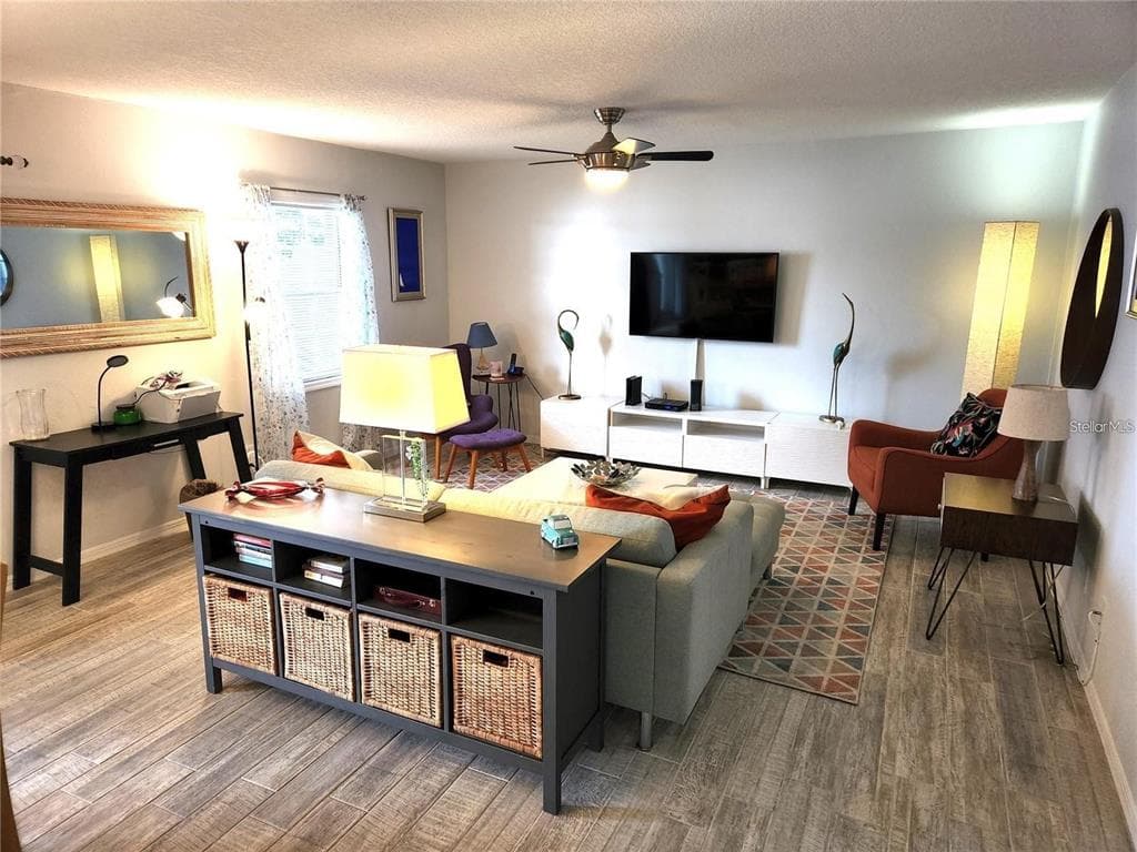 205 POMPANO DRIVE, Unit# B, ST PETERSBURG, FL, 33705 photo 4