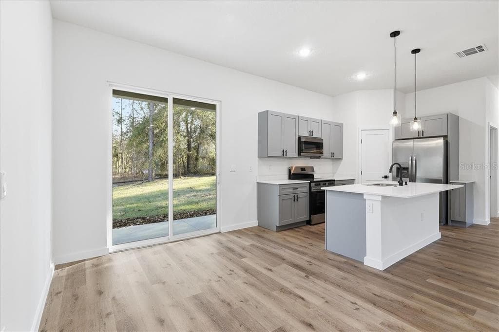 8675 CIRCULAR WAY, CITRUS SPRINGS, FL 34434 photo 3