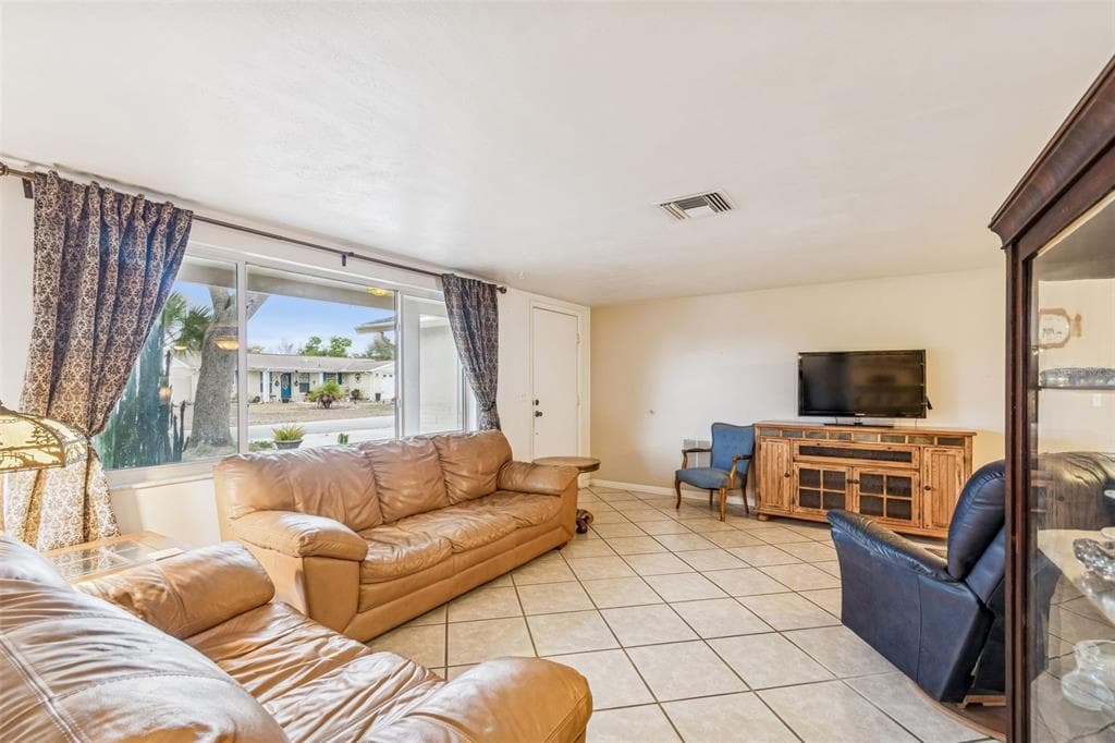 7740 HAWTHORN DRIVE, PORT RICHEY, FL 34668 photo 4