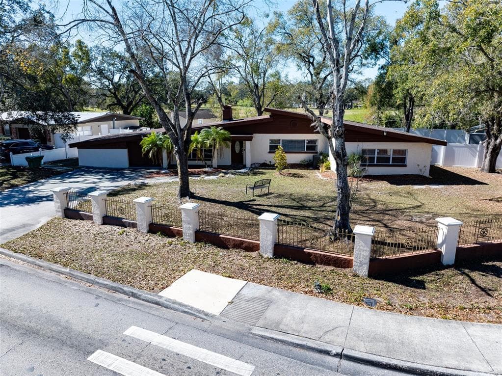 11608 BOULEVARD, TAMPA, FL 33612 photo 2