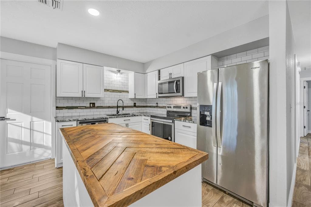 8381 43RD WAY, PINELLAS PARK, FL, 33781 photo 5