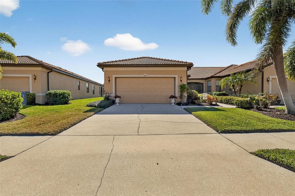 220 SHELL FALLS DRIVE, APOLLO BEACH, FL 33572 photo 2