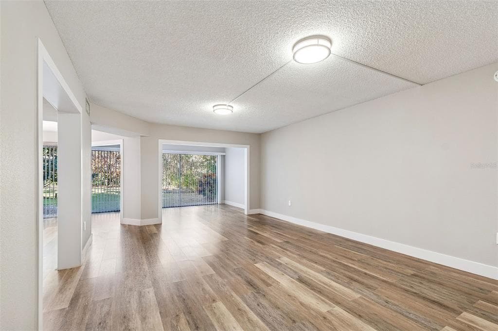 225 COUNTRY CLUB DRIVE Unit E148, LARGO, FL 33771 photo 4