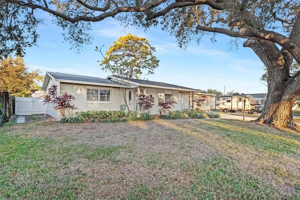 1110 IRENE AVENUE, LARGO, FL 33771 photo 3