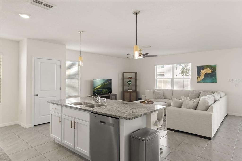 5640 WANDERING WILLOW Drive, WESLEY CHAPEL, FL 33545 photo 5