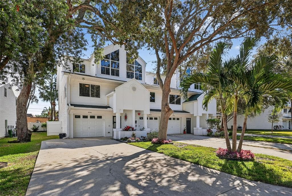 9730 INDIAN KEY Trail Unit 114, SEMINOLE, FL 33776