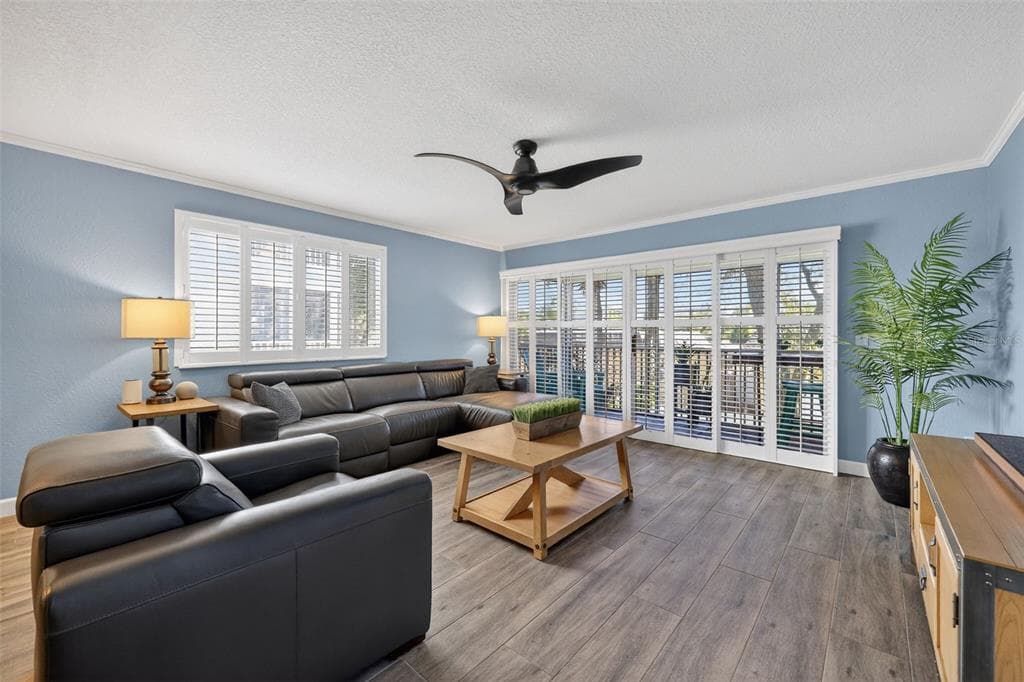 9730 INDIAN KEY Trail Unit 114, SEMINOLE, FL 33776 photo 4