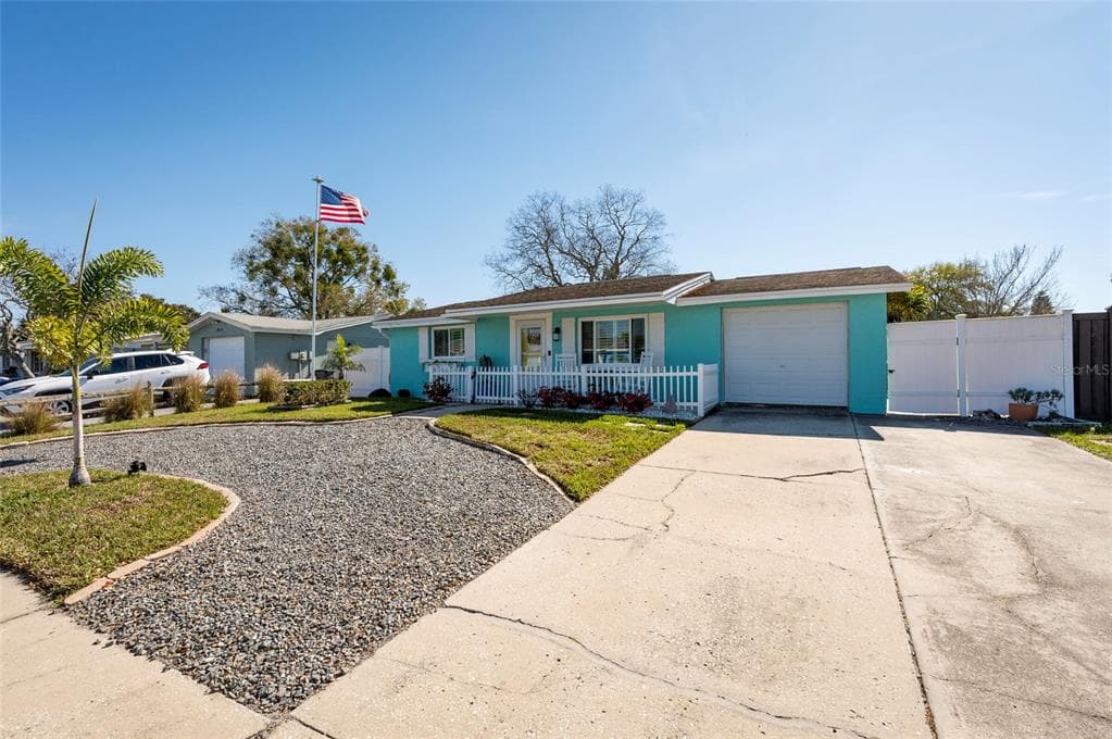 7804 FOX HOLLOW DRIVE, PORT RICHEY, FL 34668 photo 2