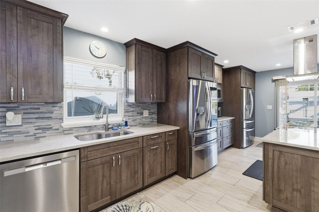 2551 CASILLA WAY, Street PETERSBURG, FL 33712 photo 5