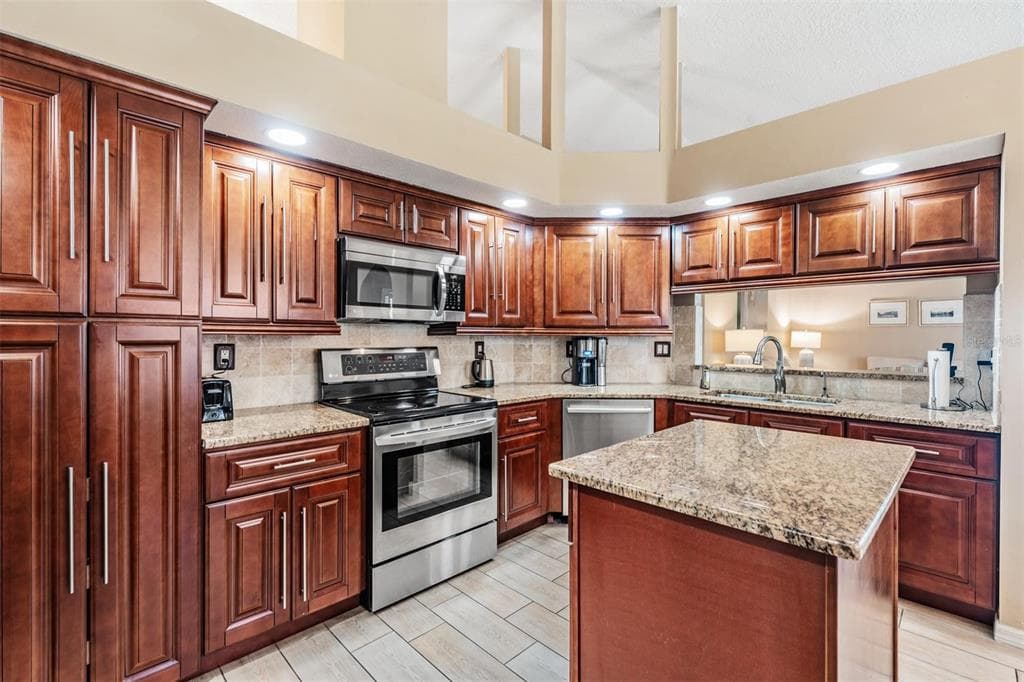 3252 NOEMI DRIVE, NEW PORT RICHEY, FL 34655 photo 2