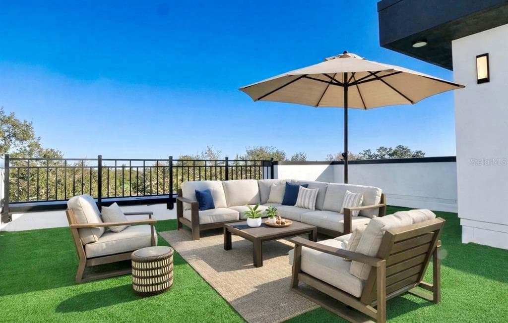 2118 4TH STREET, ST PETERSBURG, FL, 33705 photo 2