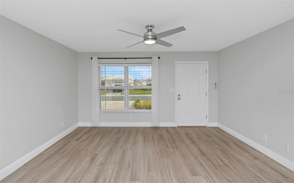 10032 39TH WAY, PINELLAS PARK, FL 33782 photo 4