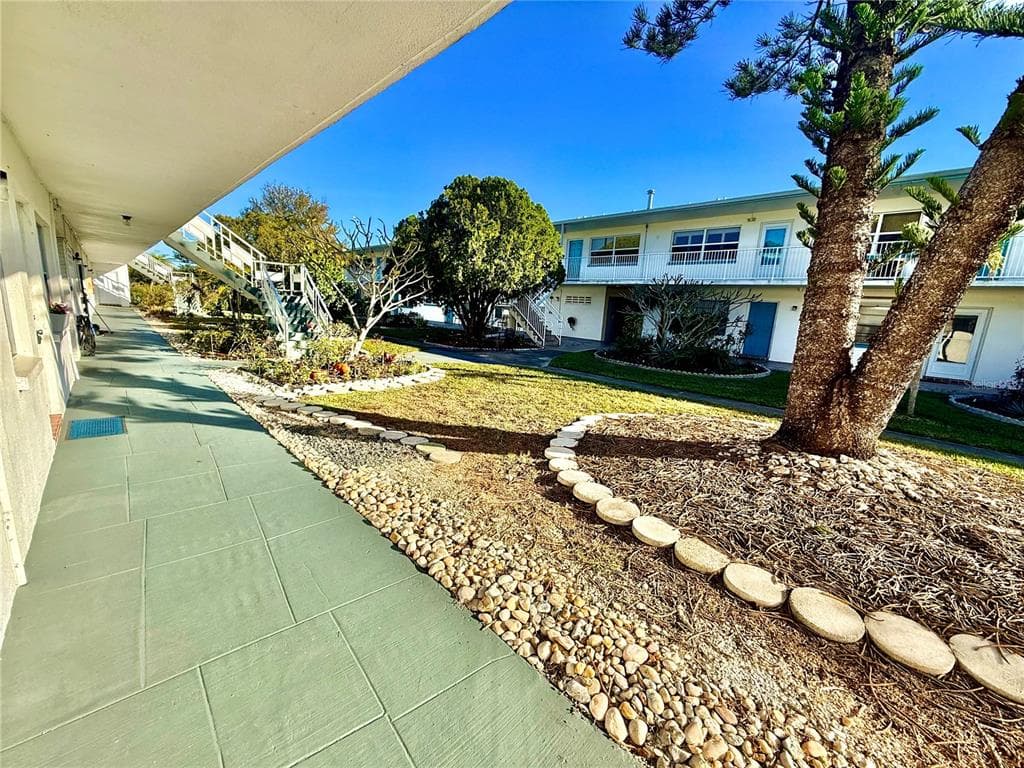 5875 18TH STREET Unit 4, Street PETERSBURG, FL 33714