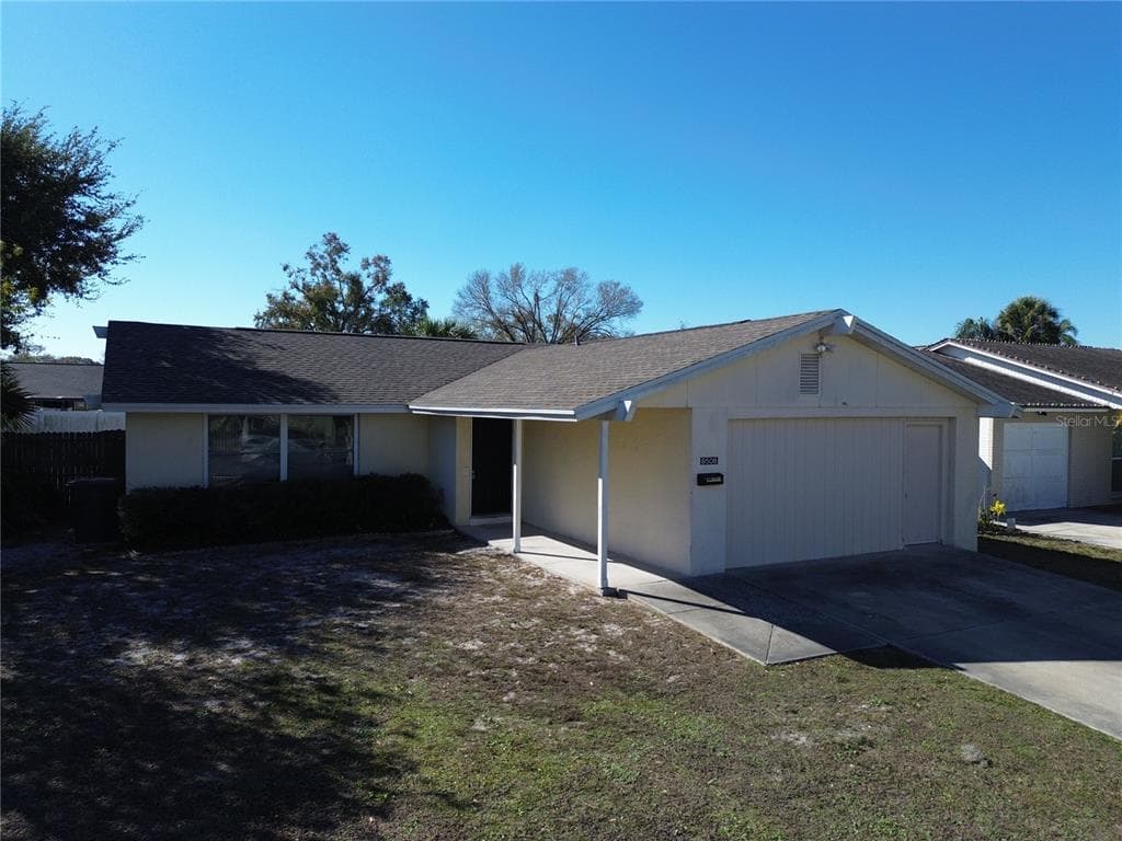 8508 WOODHURST DRIVE, TAMPA, FL 33615 photo 4
