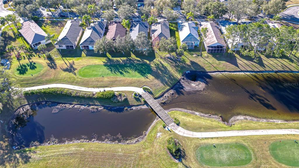 18109 CANAL POINTE Street, TAMPA, FL 33647 photo 3