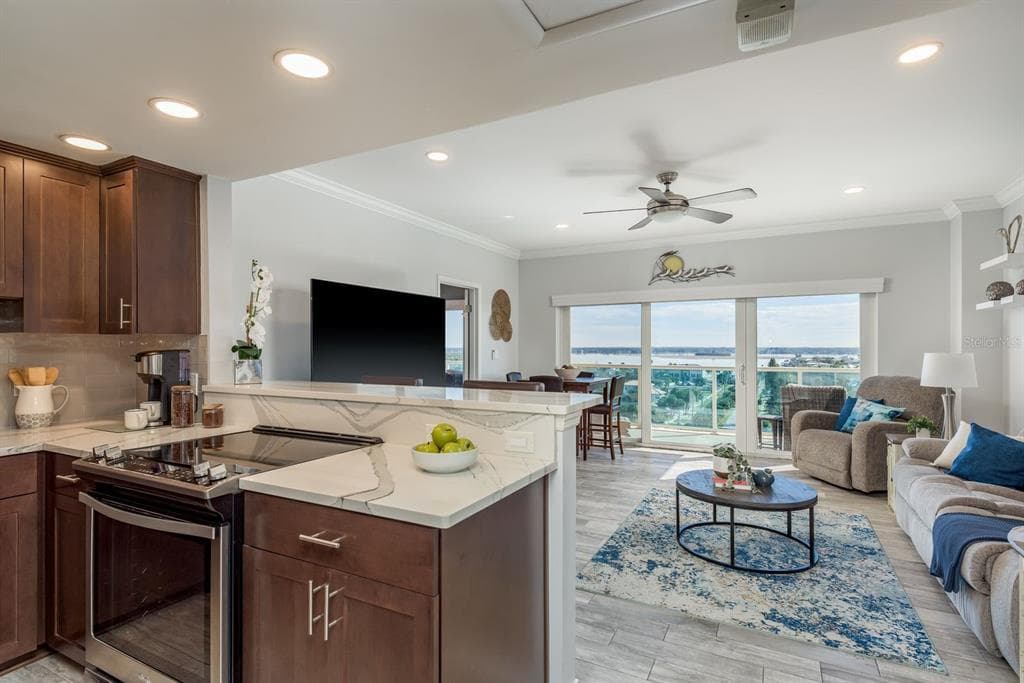 880 MANDALAY AVENUE Unit C804, CLEARWATER BEACH, FL 33767 photo 4