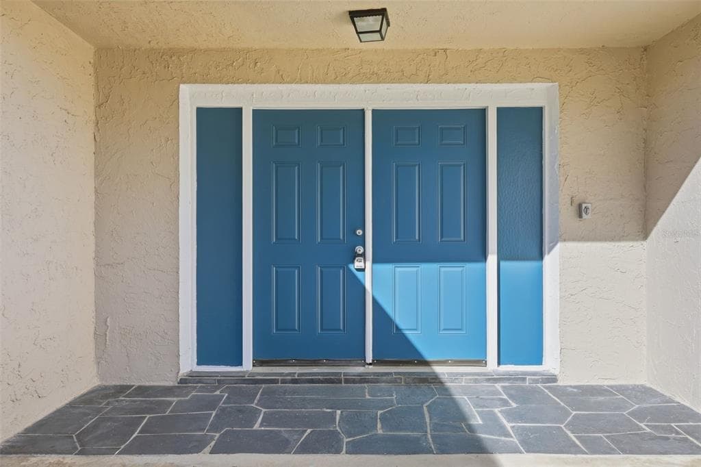 8233 REDFIELD Drive, PORT RICHEY, FL 34668 photo 4