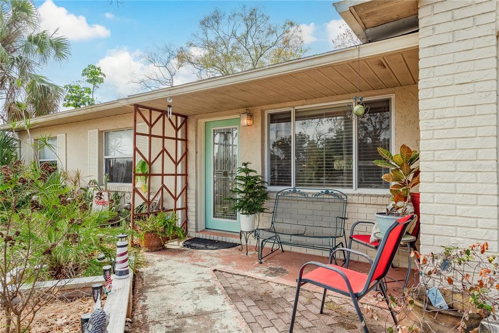 128 VA LANE, CLEARWATER, FL 33759 photo 4