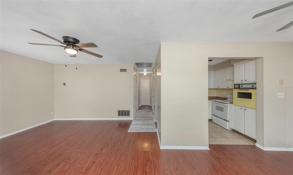 2423 AUBURN STREET, Street PETERSBURG, FL 33712 photo 4