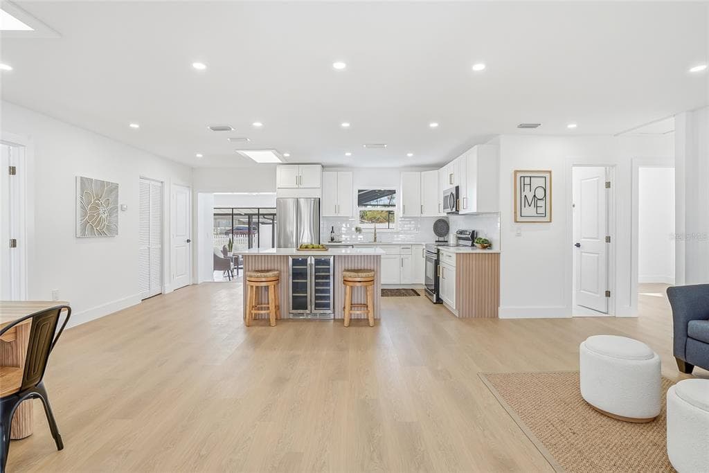 6529 WEST SHORE CIRCLE, TAMPA, FL 33616 photo 3