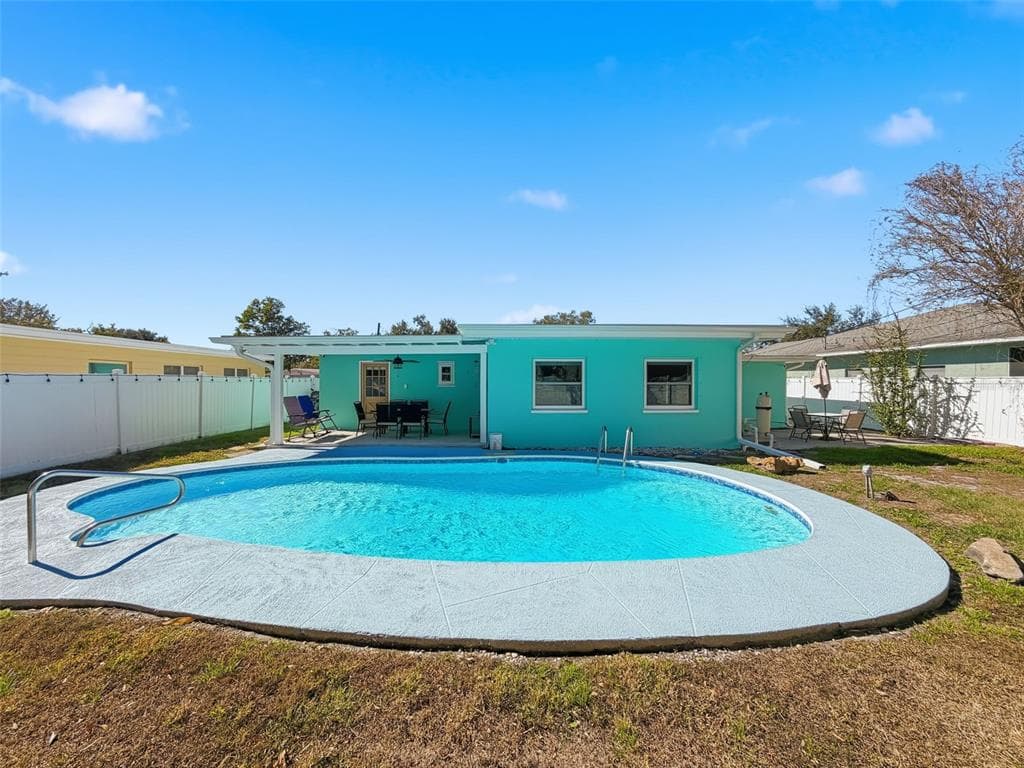 3213 56TH WAY, Street PETERSBURG, FL 33710 photo 3