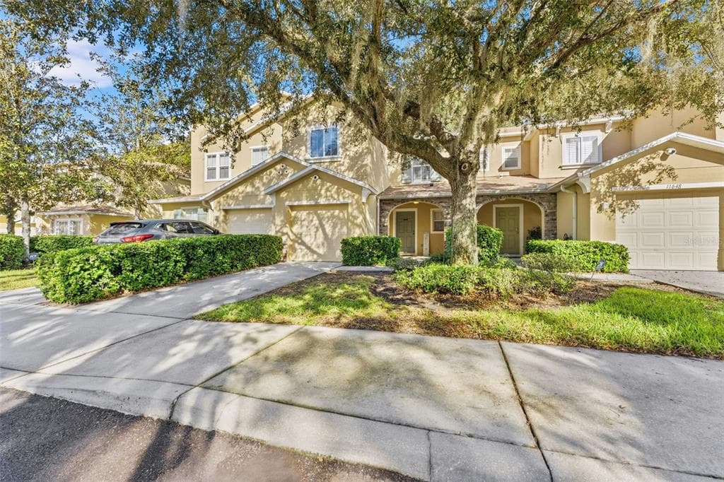 11646 MANGO RIDGE BOULEVARD, SEFFNER, FL 33584 photo 2