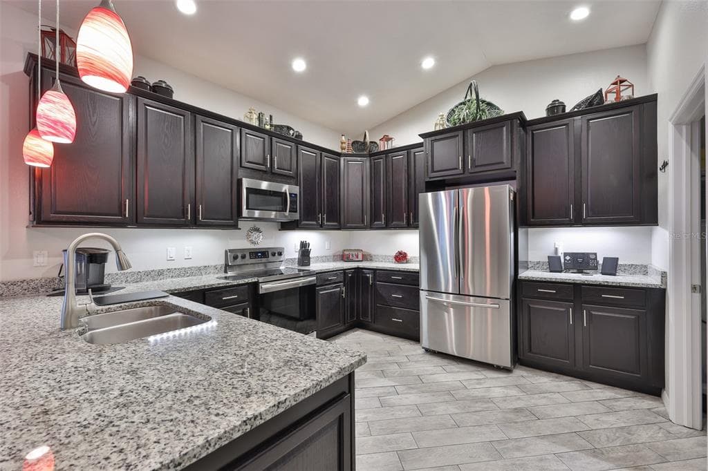 29424 MARKER LOOP, SAN ANTONIO, FL 33576 photo 4