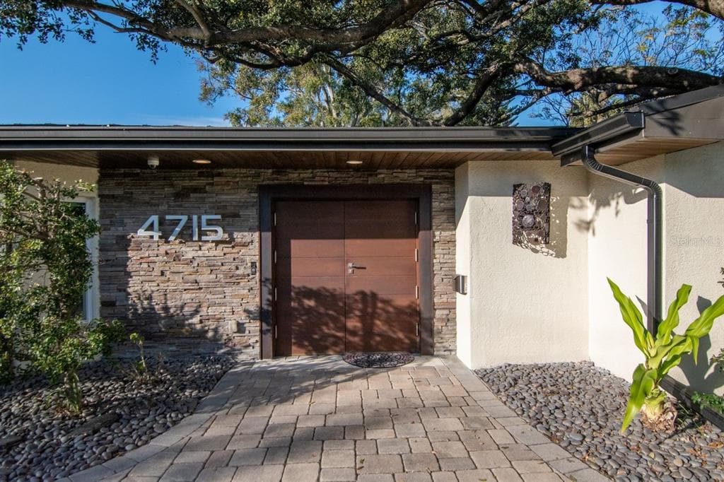 4715 SAN JOSE Street, TAMPA, FL 33629 photo 3