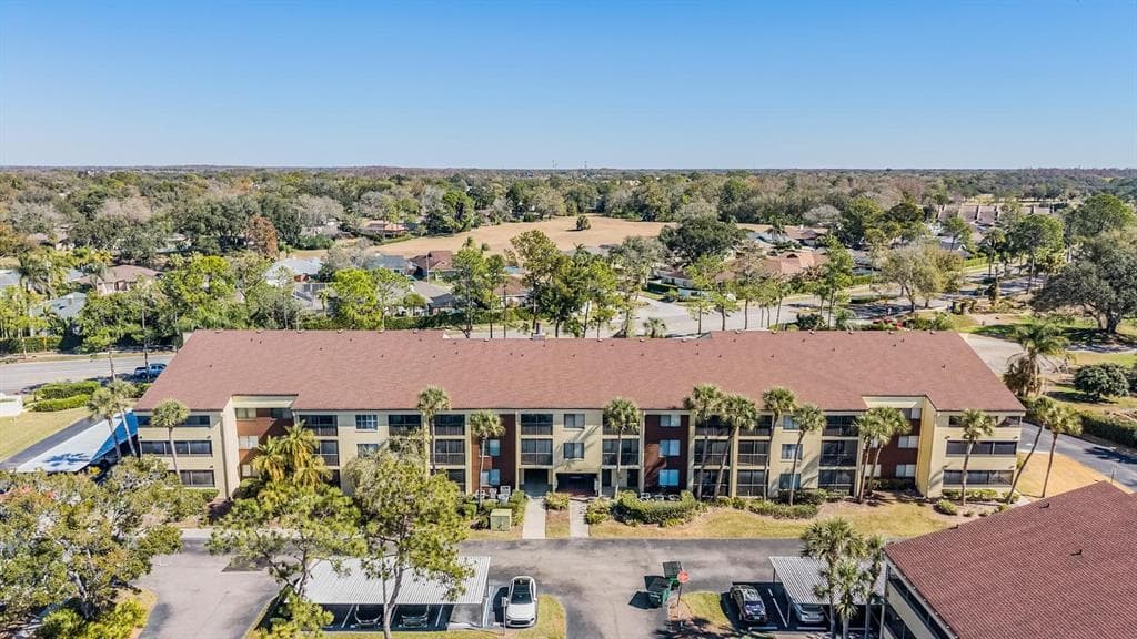 13602 VILLAGE Drive Unit 1204, TAMPA, FL 33618