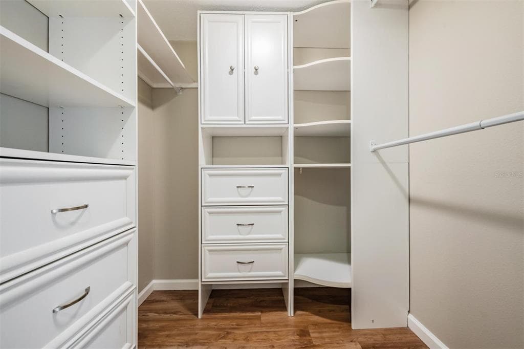 13602 VILLAGE Drive Unit 1204, TAMPA, FL 33618 photo 5