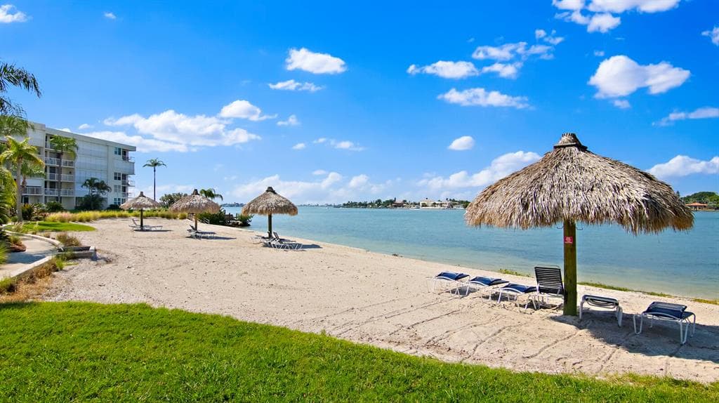 6021 BAHIA DEL MAR CIRCLE Unit 234, Street PETERSBURG, FL 33715 photo 4