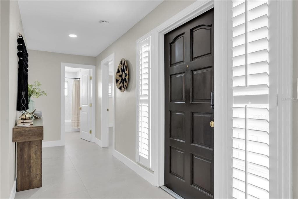 10100 PARADISE BOULEVARD, TREASURE ISLAND, FL, 33706 photo 3