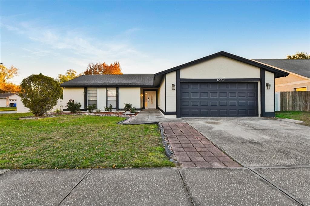 6539 SEAFAIRER DRIVE, TAMPA, FL 33615
