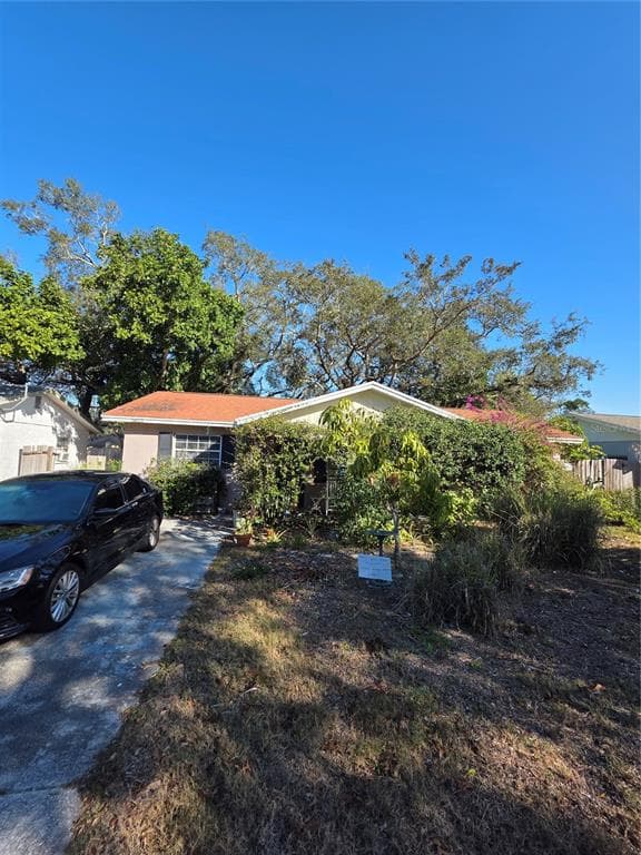 5623 GOLDEN NUGGET STREET, HOLIDAY, FL 34690