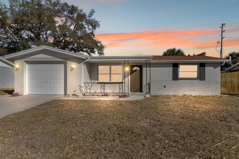 7605 FOX HOLLOW Drive, PORT RICHEY, FL 34668