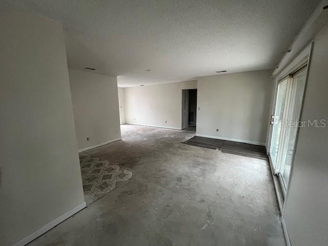 5616 GOLDEN NUGGET Drive, HOLIDAY, FL 34690 photo 4