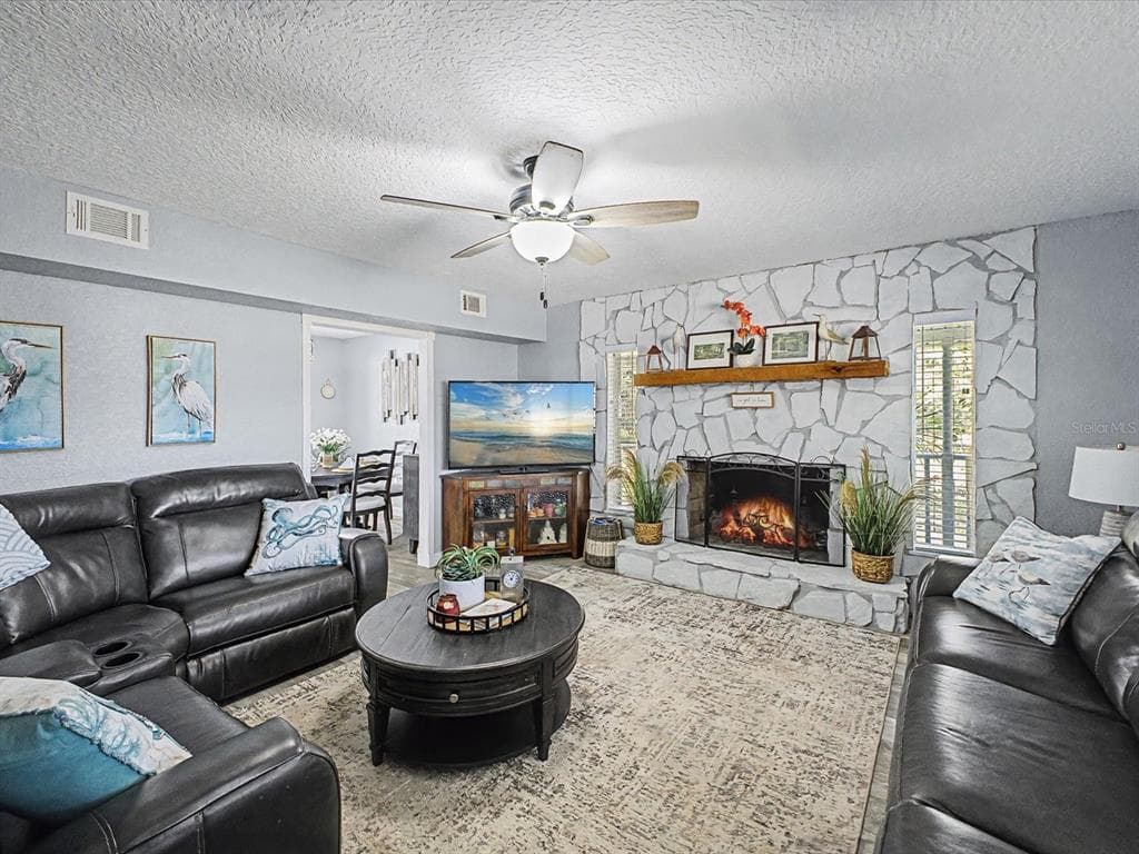 24420 LANARK Road, BROOKSVILLE, FL 34601 photo 2