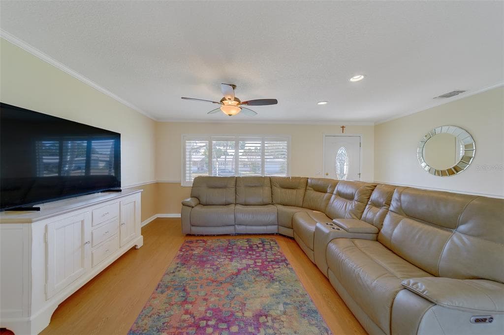 2060 ENVOY COURT, CLEARWATER, FL 33764 photo 5