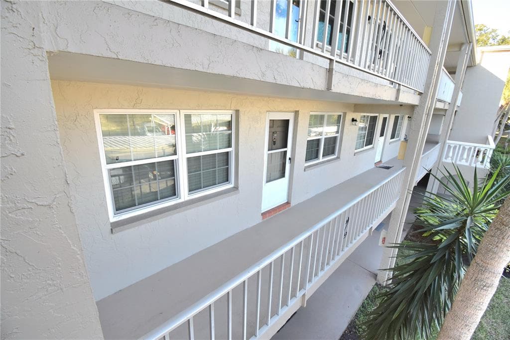 841 PATRICIA Avenue Unit 202, DUNEDIN, FL 34698 photo 5