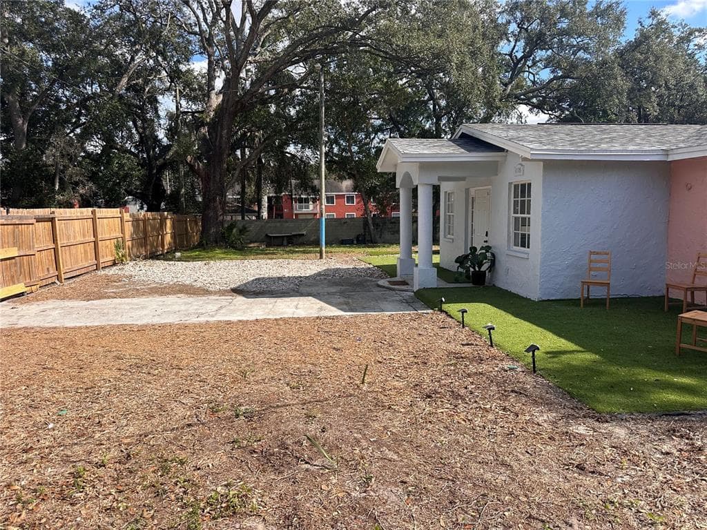 4105 KNOLLWOOD STREET, TAMPA, FL 33610 photo 5