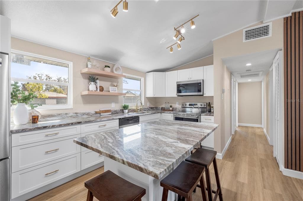 3904 CRAWFORD STREET, TAMPA, FL 33614 photo 5