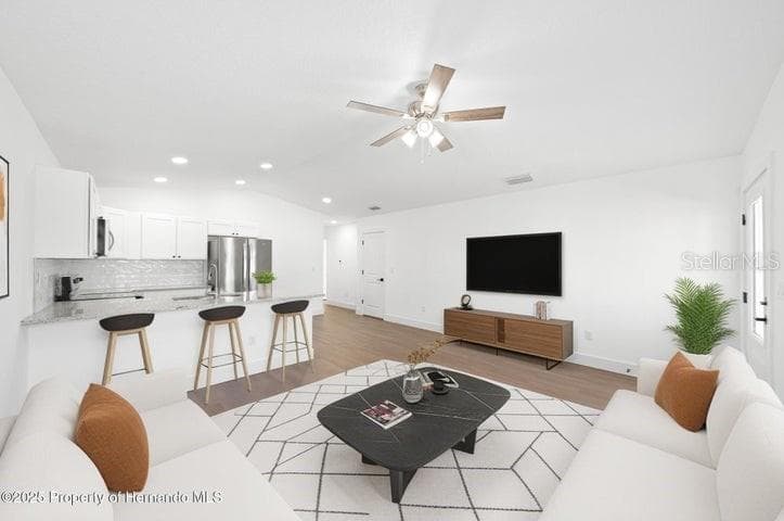 8960 LONG LAKE AVENUE, WEEKI WACHEE, FL, 34613 photo 3