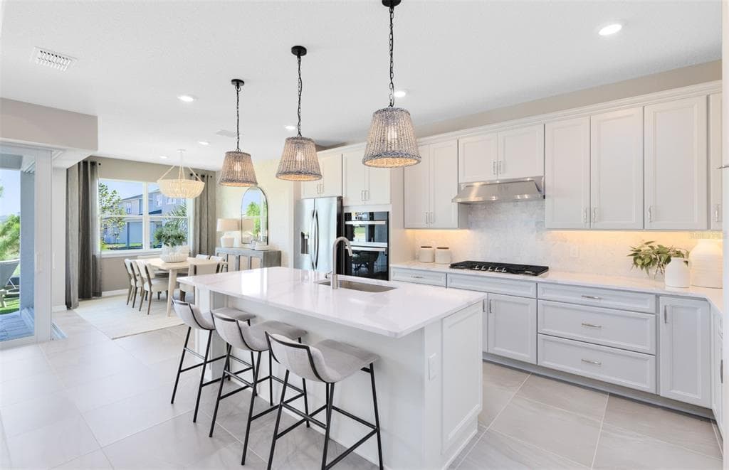 13723 EVERGREEN VALLEY Drive, RIVERVIEW, FL 33578 photo 2