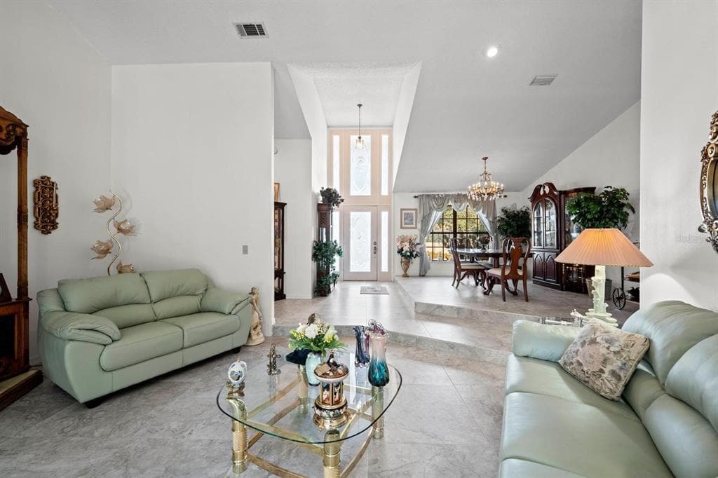 2501 DIANA Street, TAMPA, FL 33610 photo 4