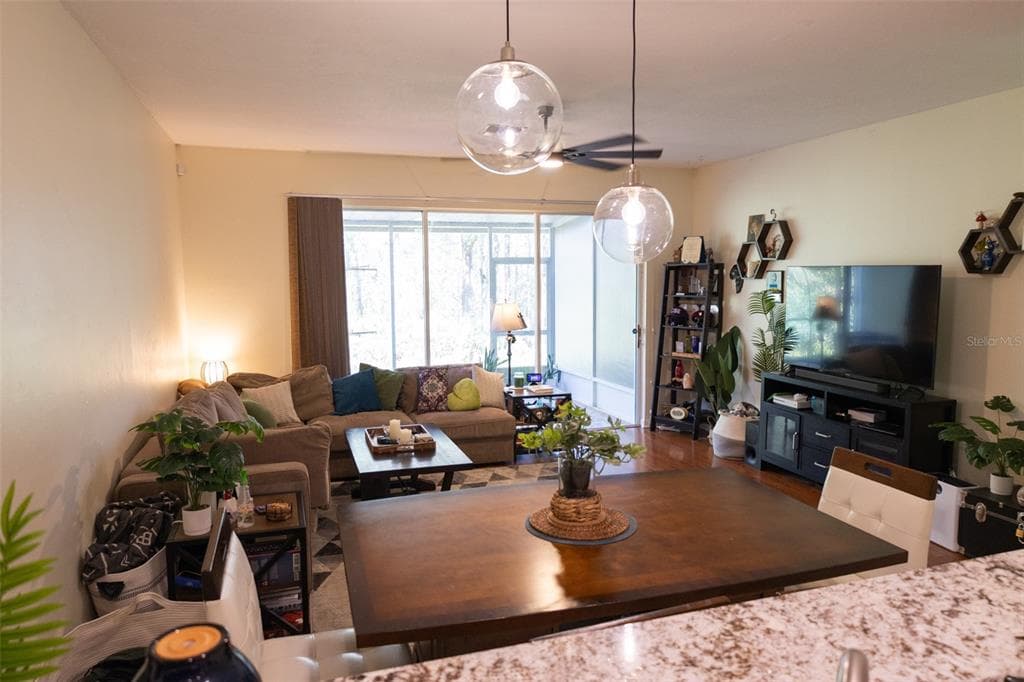 8581 SANDY BEACH Street, TAMPA, FL 33634 photo 5