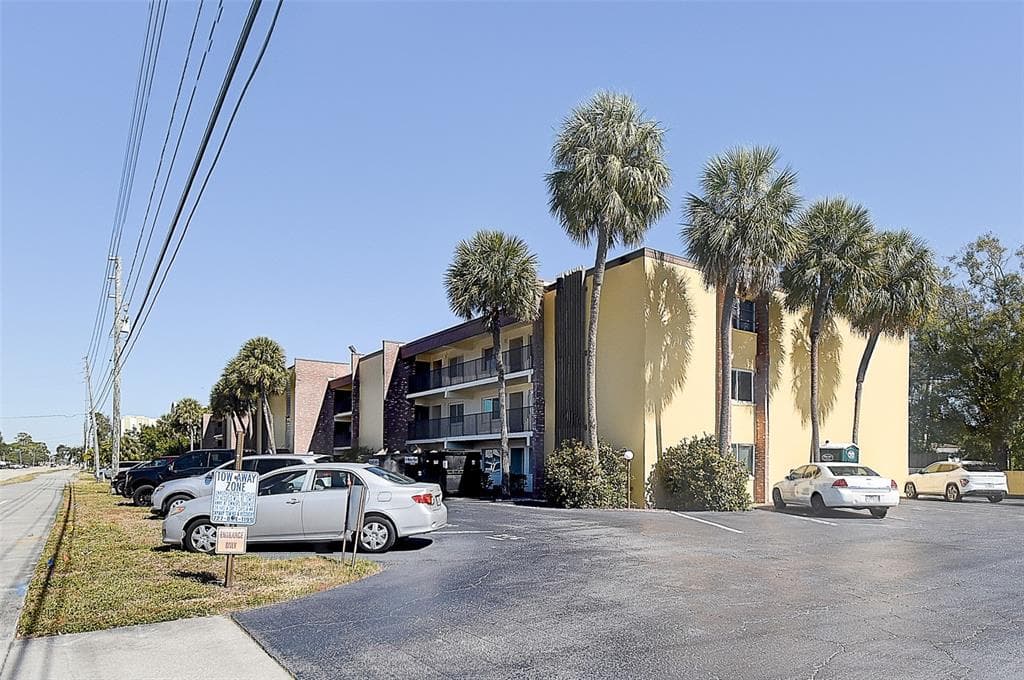 4435 1ST STREET, Unit# 111, ST PETERSBURG, FL, 33703