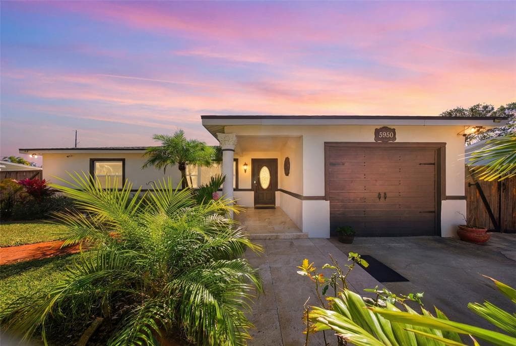 5950 49 AVENUE, KENNETH CITY, FL 33709